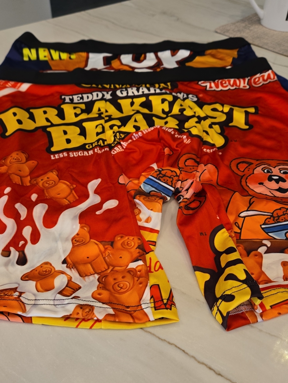 2 Pr Mens Unisex  New Red Cereal-Print Stretch Boxer Briefs 17" Flat